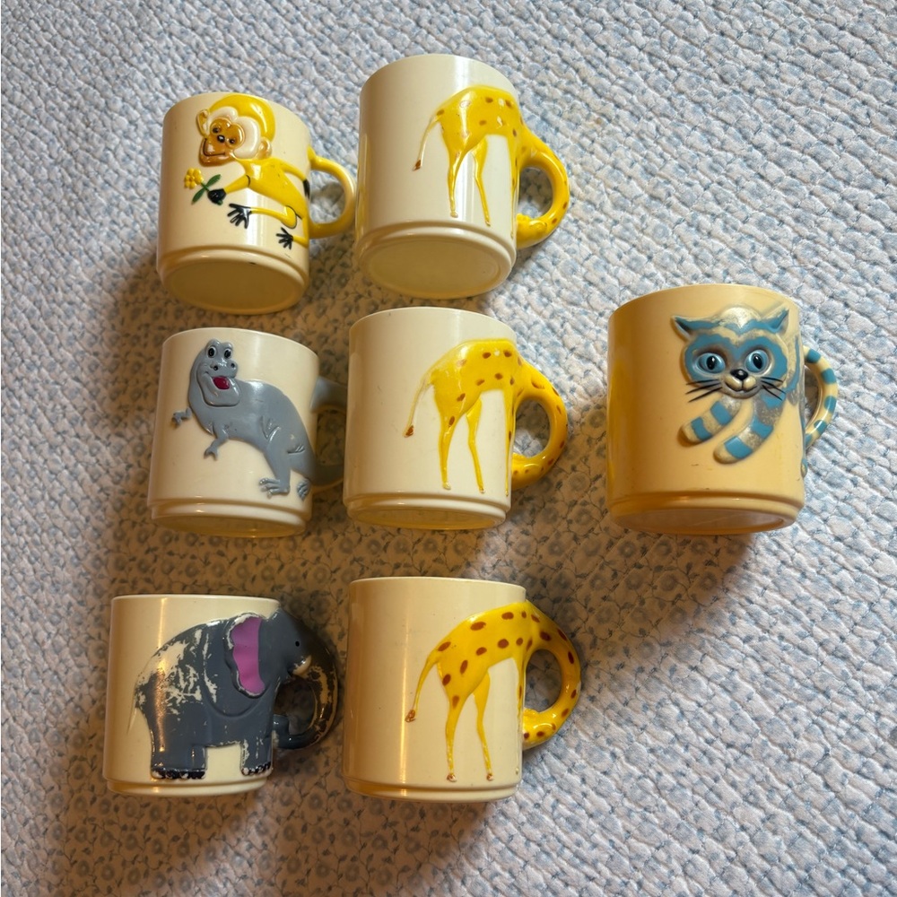 Vintage 1970’s Animal Mug Set